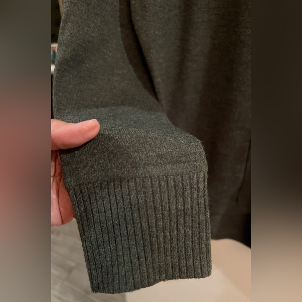 French Connection Large Gray Pullover Sweater - image 8